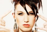 Hella Donna veröffentlichen neue Single "X-Ray" in sieben Versionen